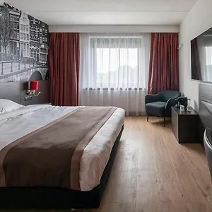 https://bastion-eindhoven-waalre.valkenburgaandegeul-hotels.com